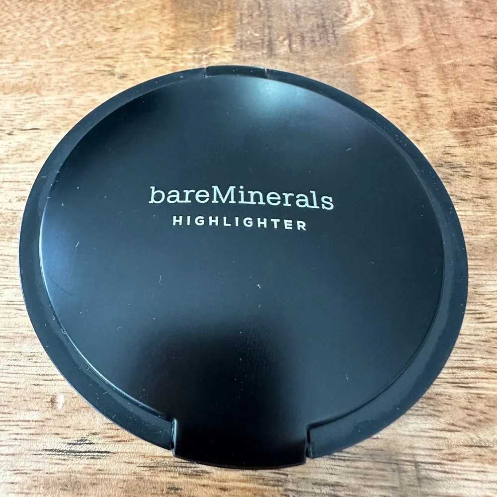 Bare Minerals Endless Glow Highlighter - Picture 3 of 4